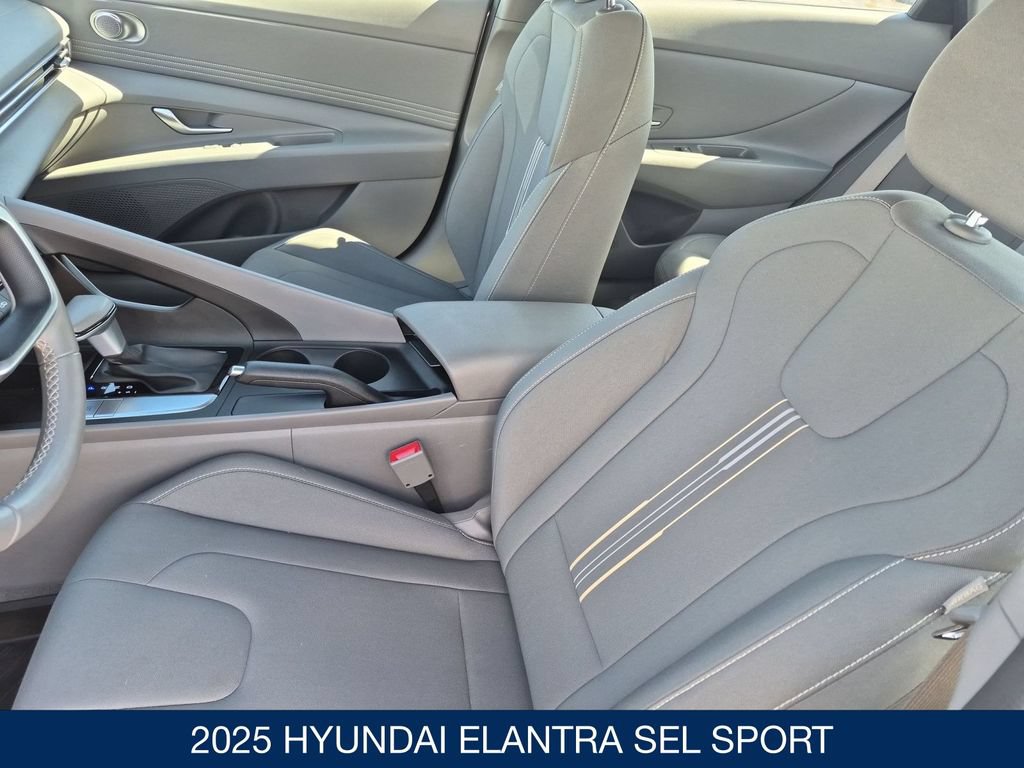 Certified 2025 Hyundai Elantra Sport FWD image 14