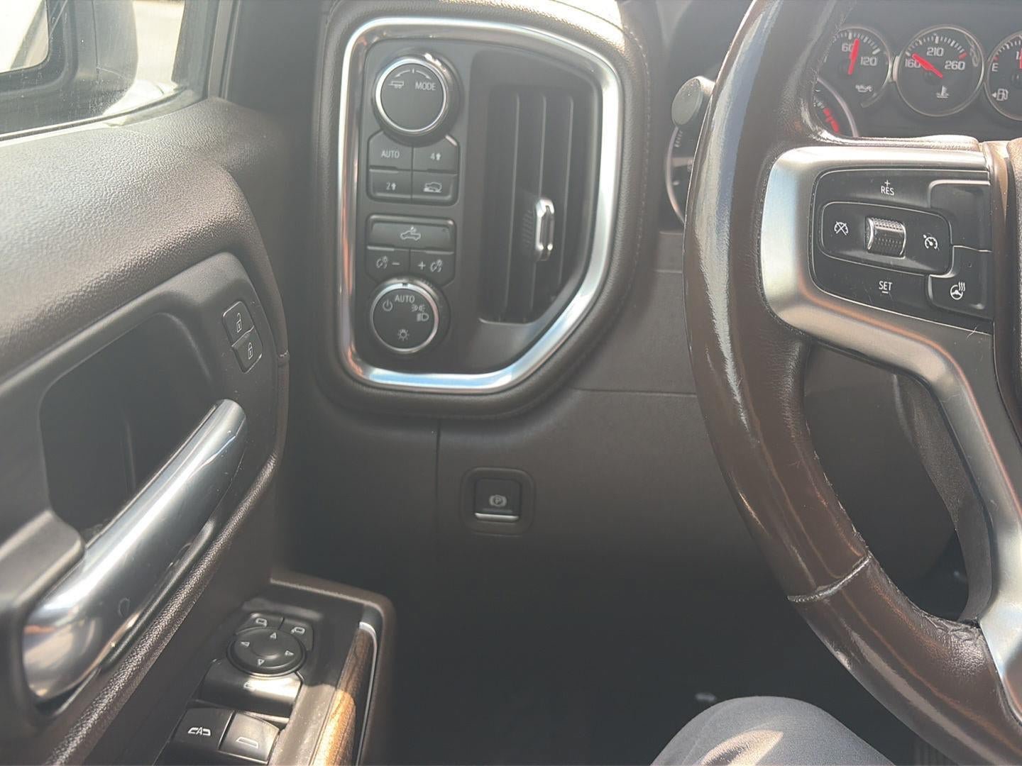 Used 2020 Chevrolet Silverado 1500 LT w/ All-Star Edition AWD/4WD image 13