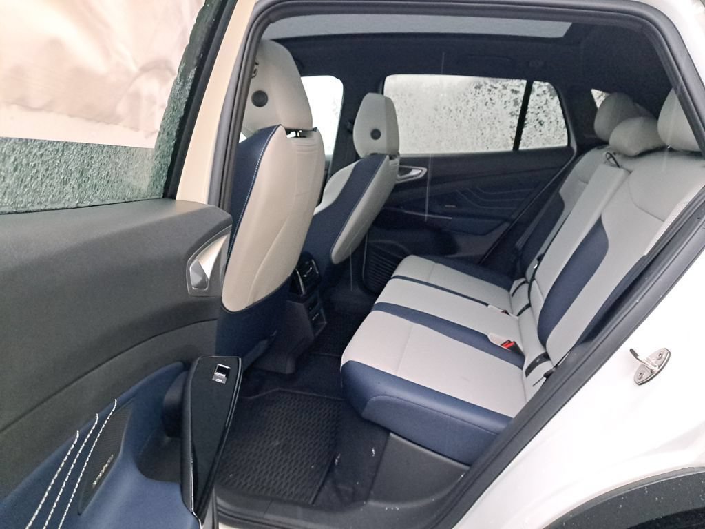 New 2025 Volkswagen ID.4 Pro S Plus AWD/4WD image 13