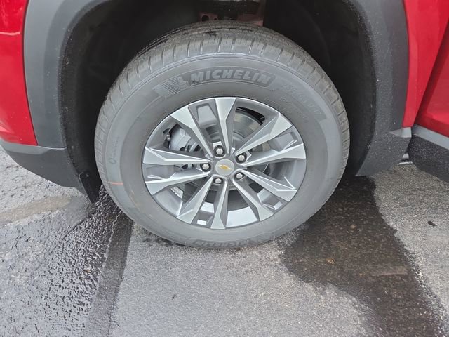 New 2026 Chevrolet Equinox LT w/ Convenience Package II image 2