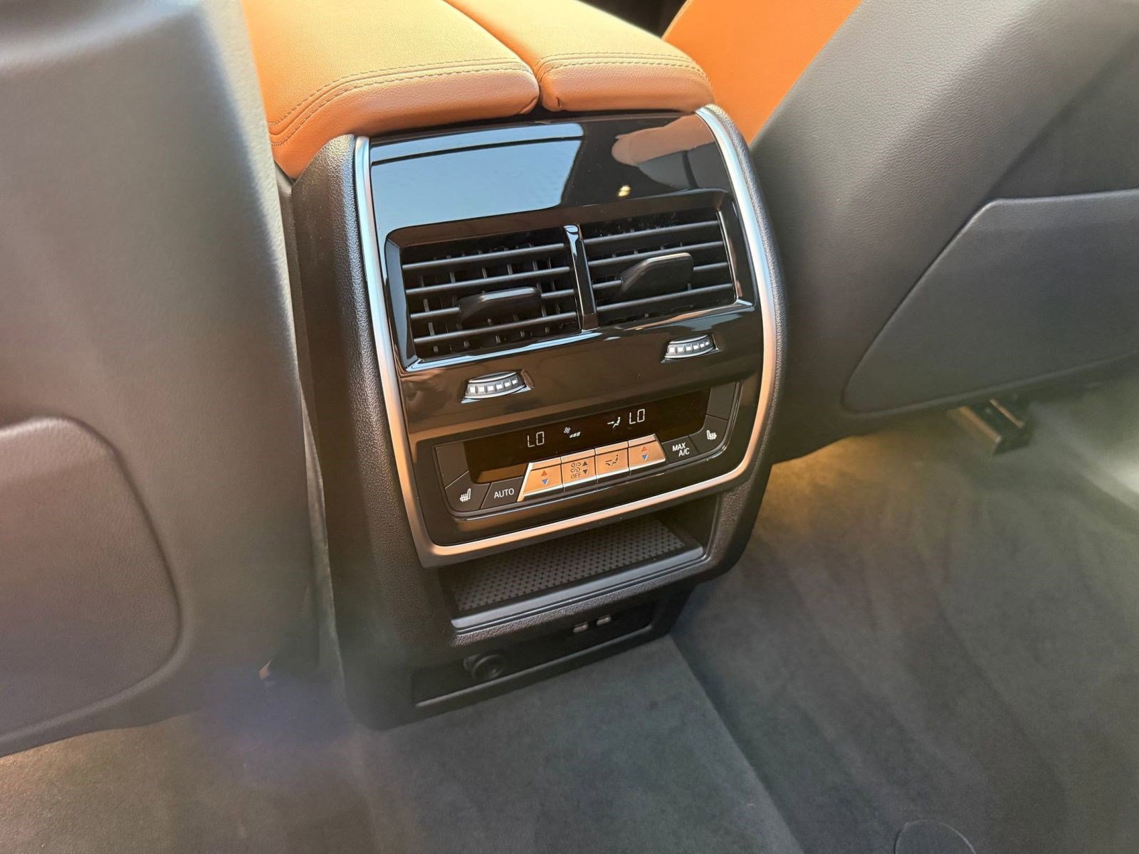 New 2026 BMW X7 xDrive40i w/ M Sport Package image 25