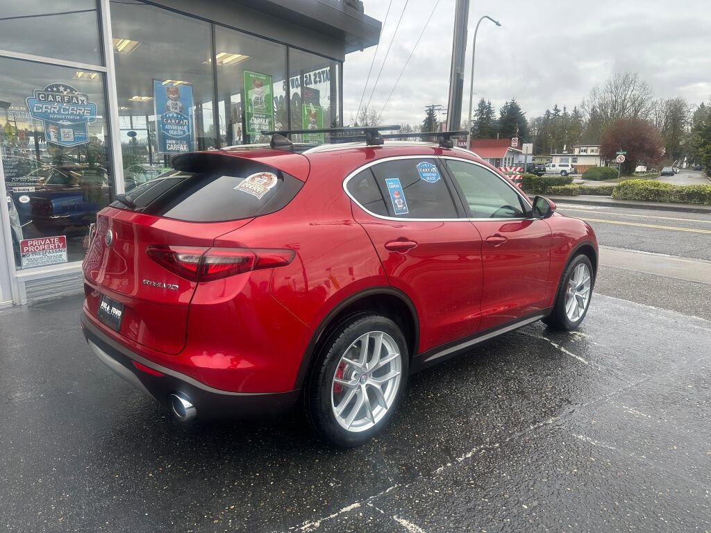 Used 2019 Alfa Romeo Stelvio Ti Lusso w/ Quick Order Package 22X Lusso image 5