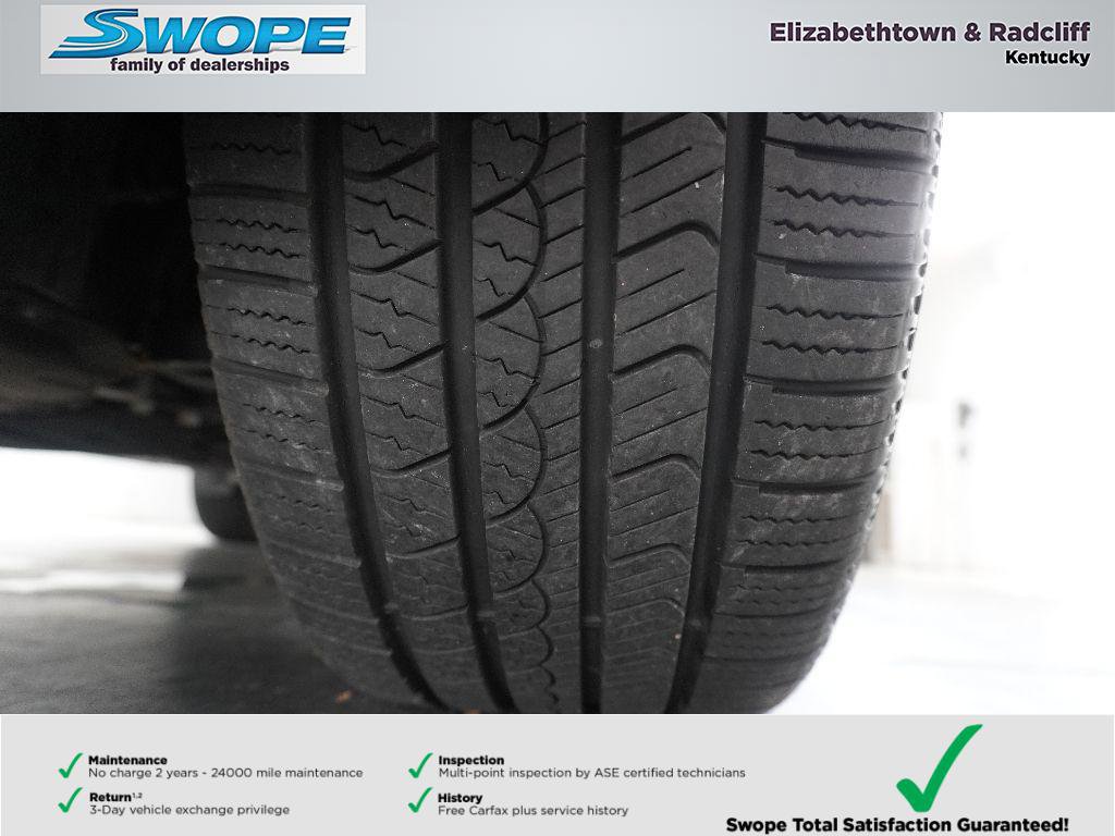 Used 2019 Ford Escape Titanium image 33