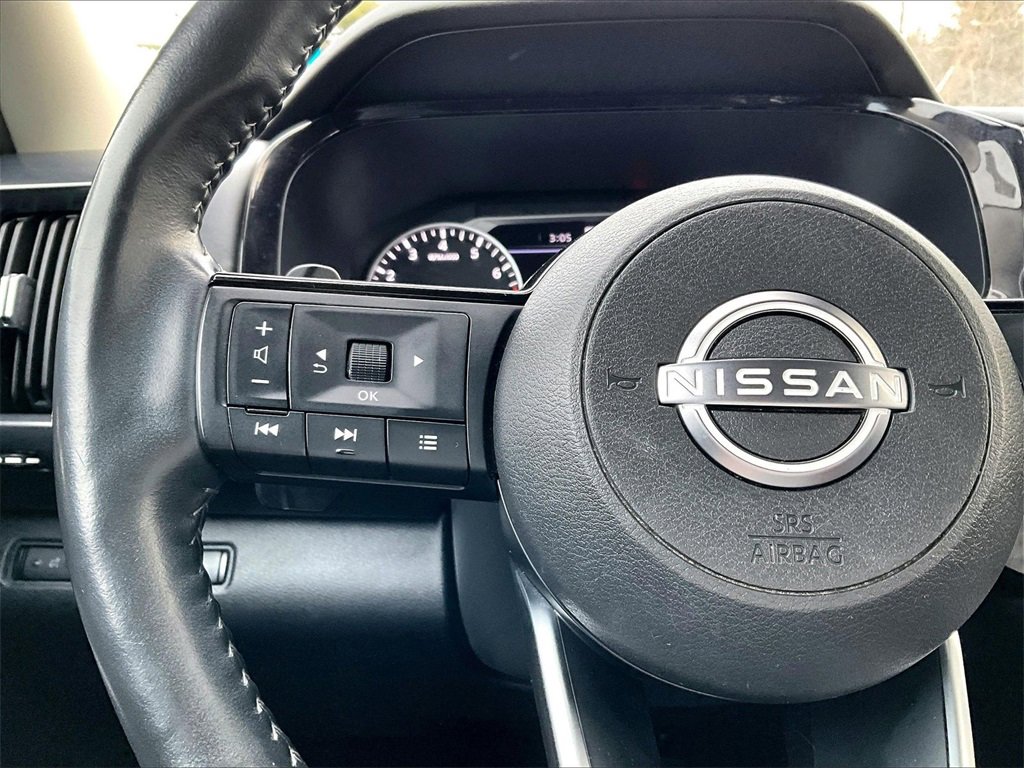 Used 2023 Nissan Pathfinder SL w/ Cargo Package image 23