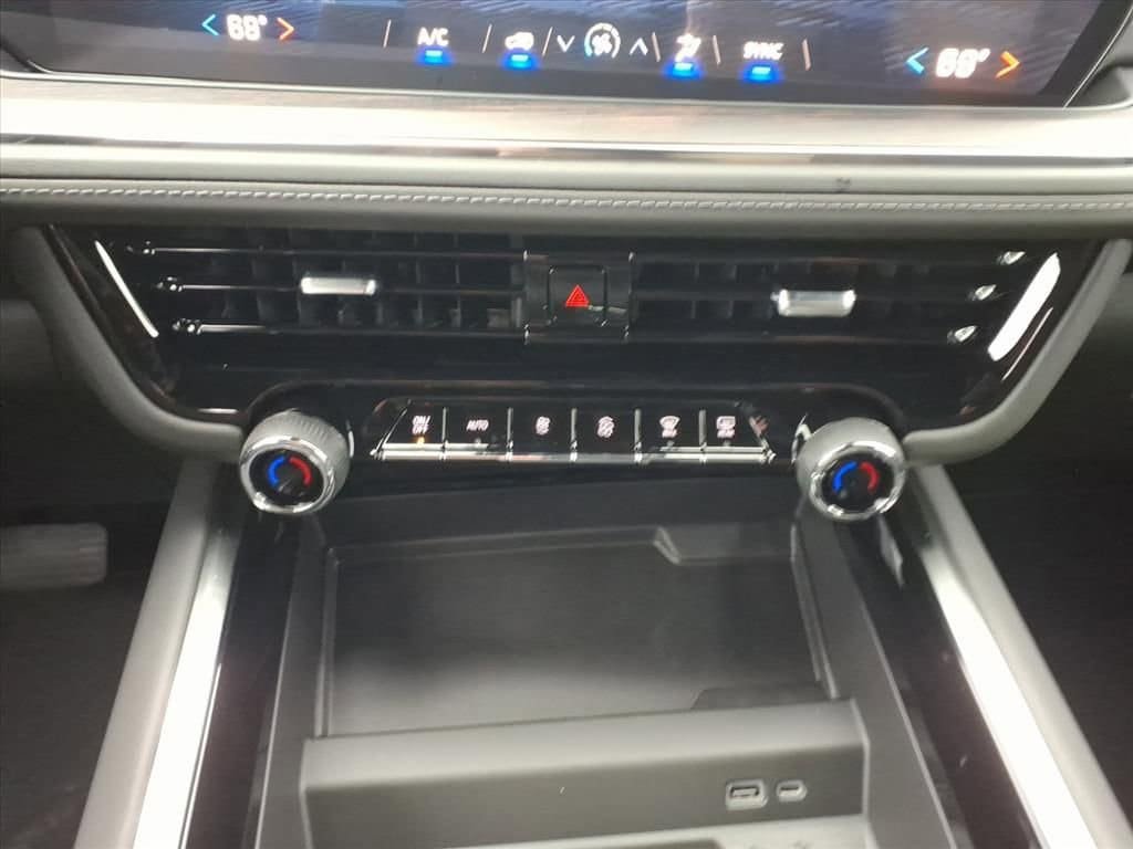 New 2026 Chevrolet Suburban LS RWD image 22