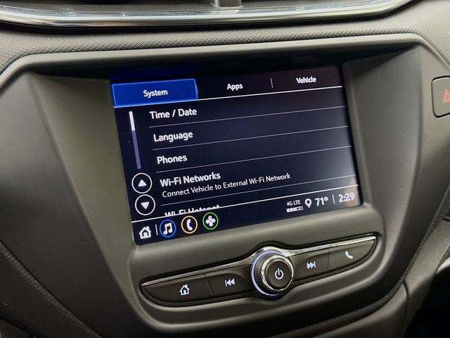 Used 2022 Chevrolet TrailBlazer LT w/ LPO, Blackout Package FWD image 14