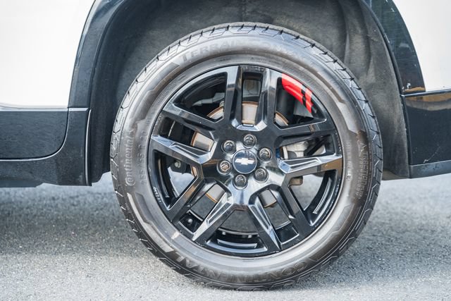 Used 2020 Chevrolet Traverse Premier w/ Redline Edition FWD image 18