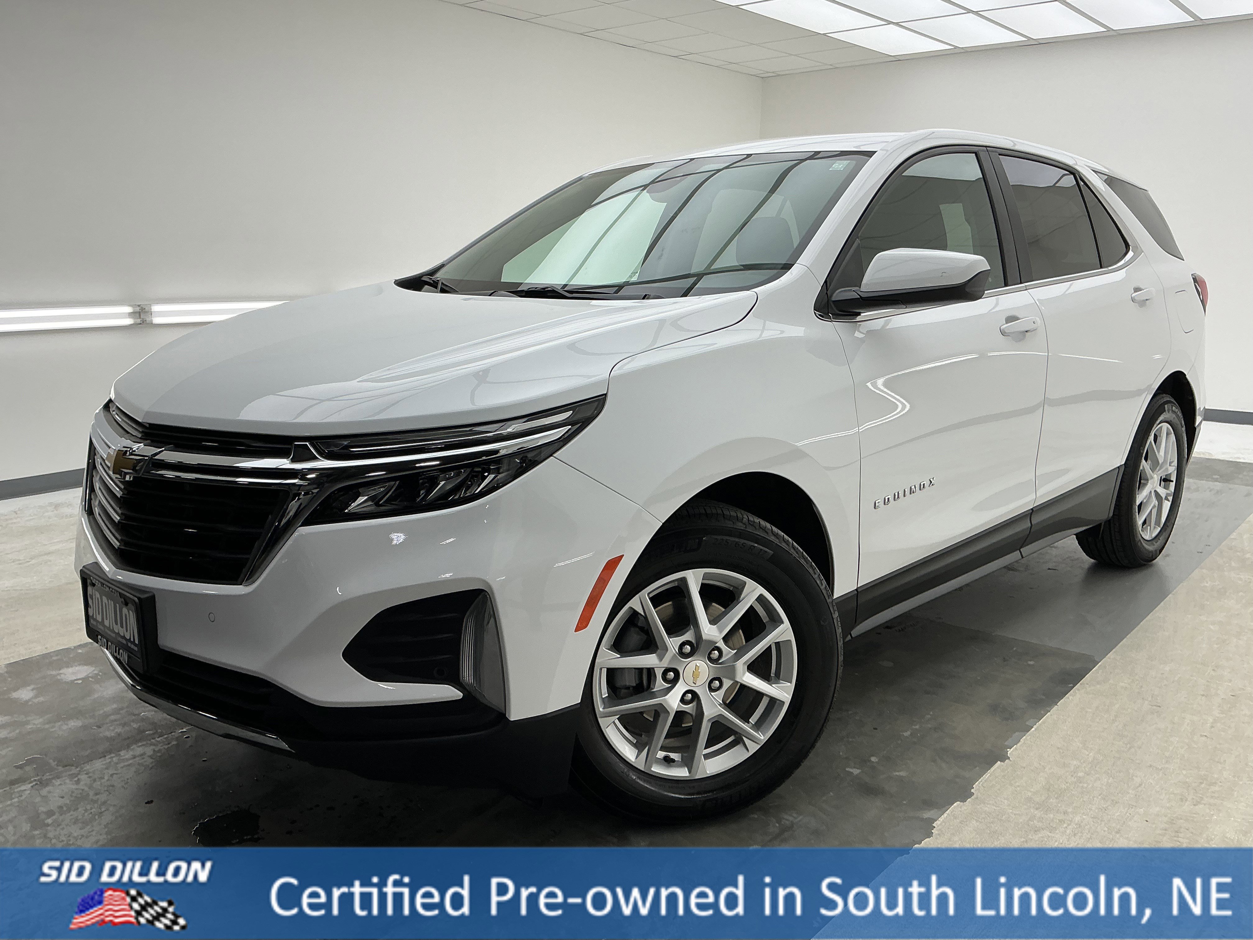 Used 2024 Chevrolet Equinox LT image 1