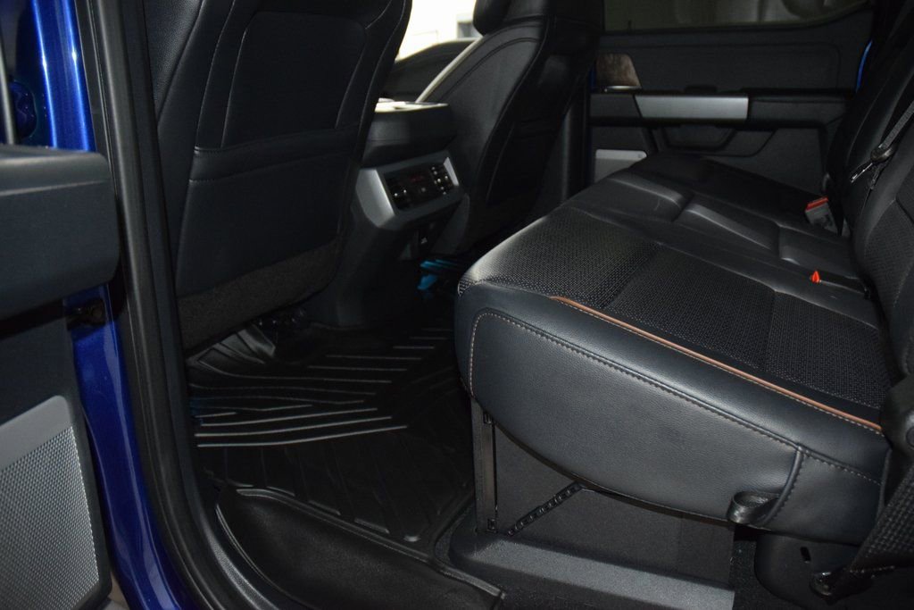Used 2026 Ford F250 Lariat w/ Black Appearance Package image 38