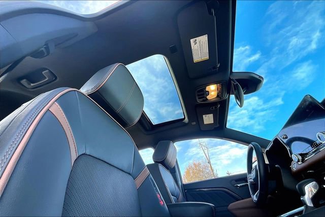 Used 2023 GMC Canyon AT4 w/ AT4 Premium Package image 23