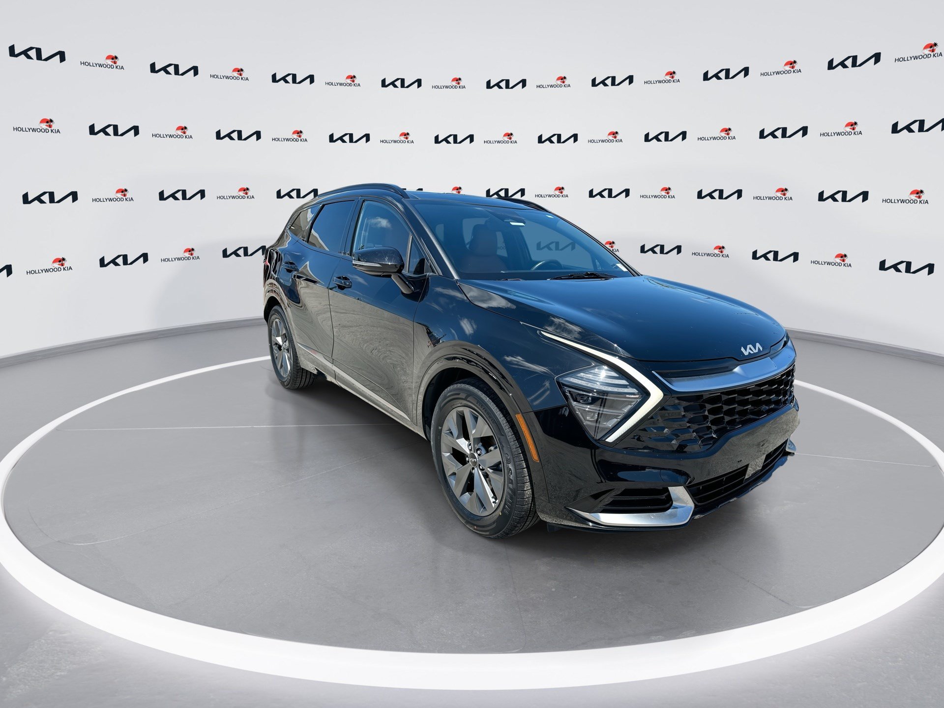 Certified 2024 Kia Sportage SX FWD image 2