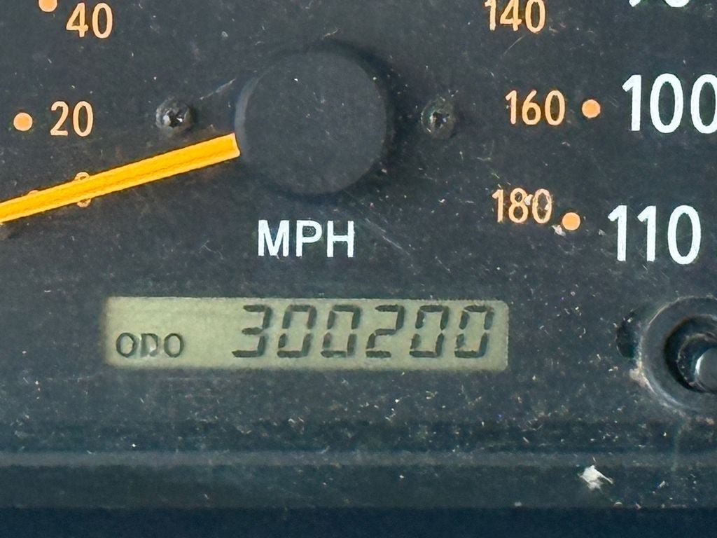Used 2000 Toyota Tundra SR5 AWD/4WD image 23