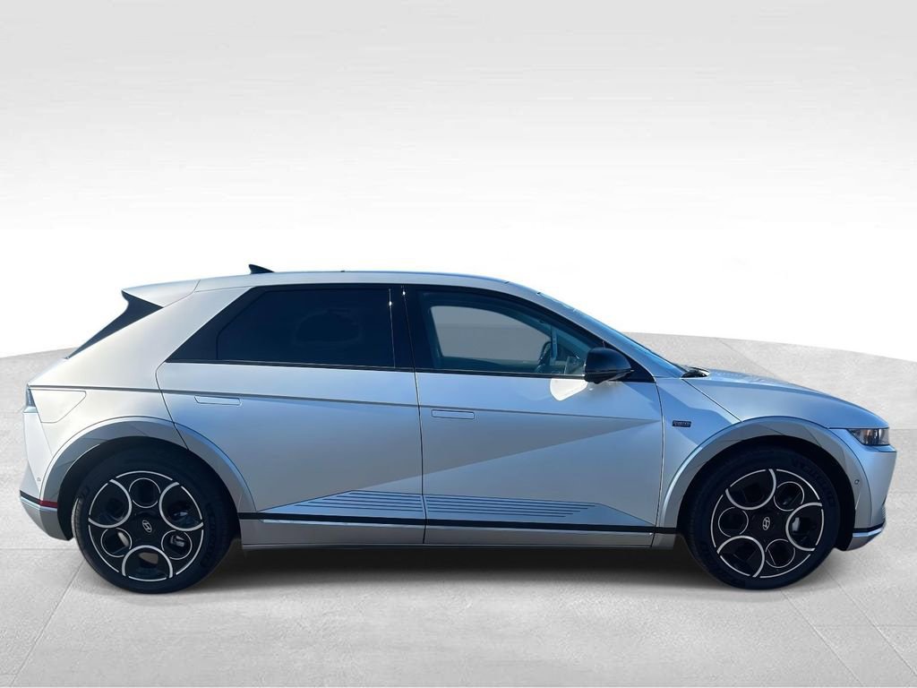 Used 2024 Hyundai Ioniq 5 Limited image 5