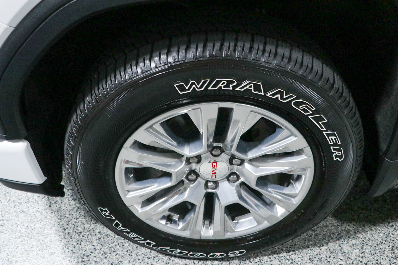 Used 2023 GMC Sierra 1500 Denali AWD/4WD image 11