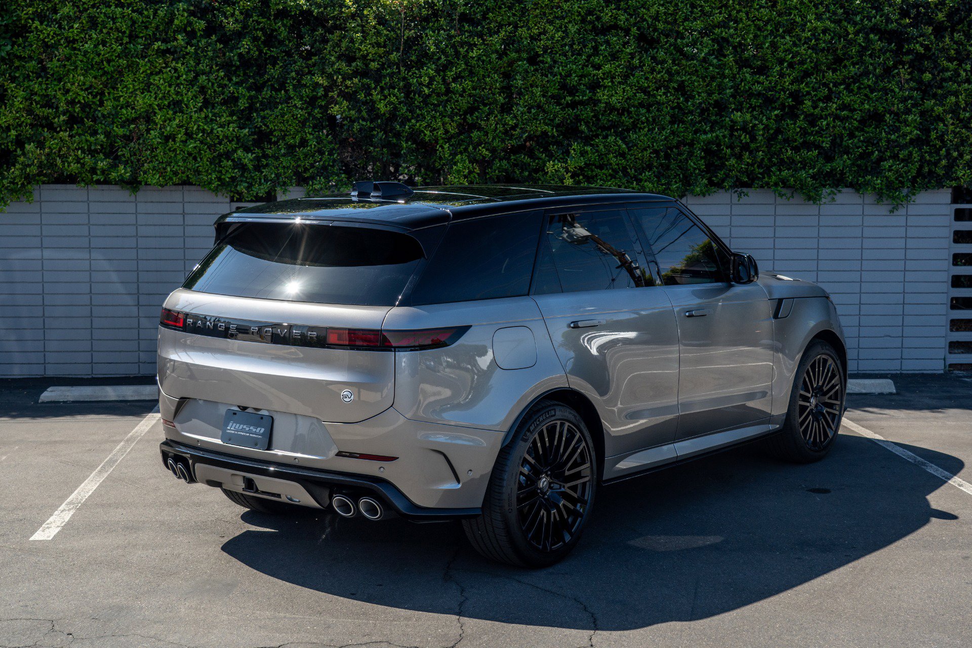 Used 2024 Land Rover Range Rover Sport image 26