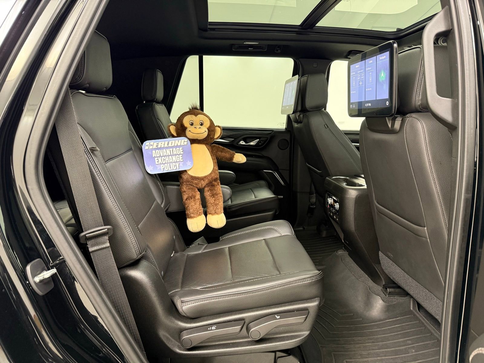 Used 2021 GMC Yukon Denali w/ Denali Premium Package image 31