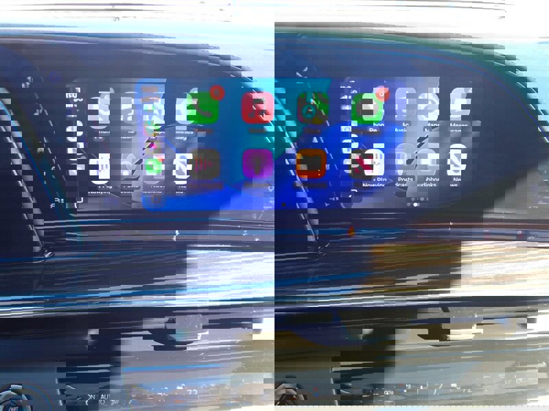 Used 2022 Cadillac Escalade Premium Luxury w/ LPO, Radiant Package image 34