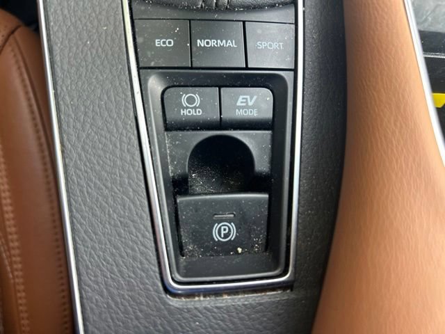 Used 2019 Toyota Avalon Limited w/ Advanced Safety Package FWD image 25