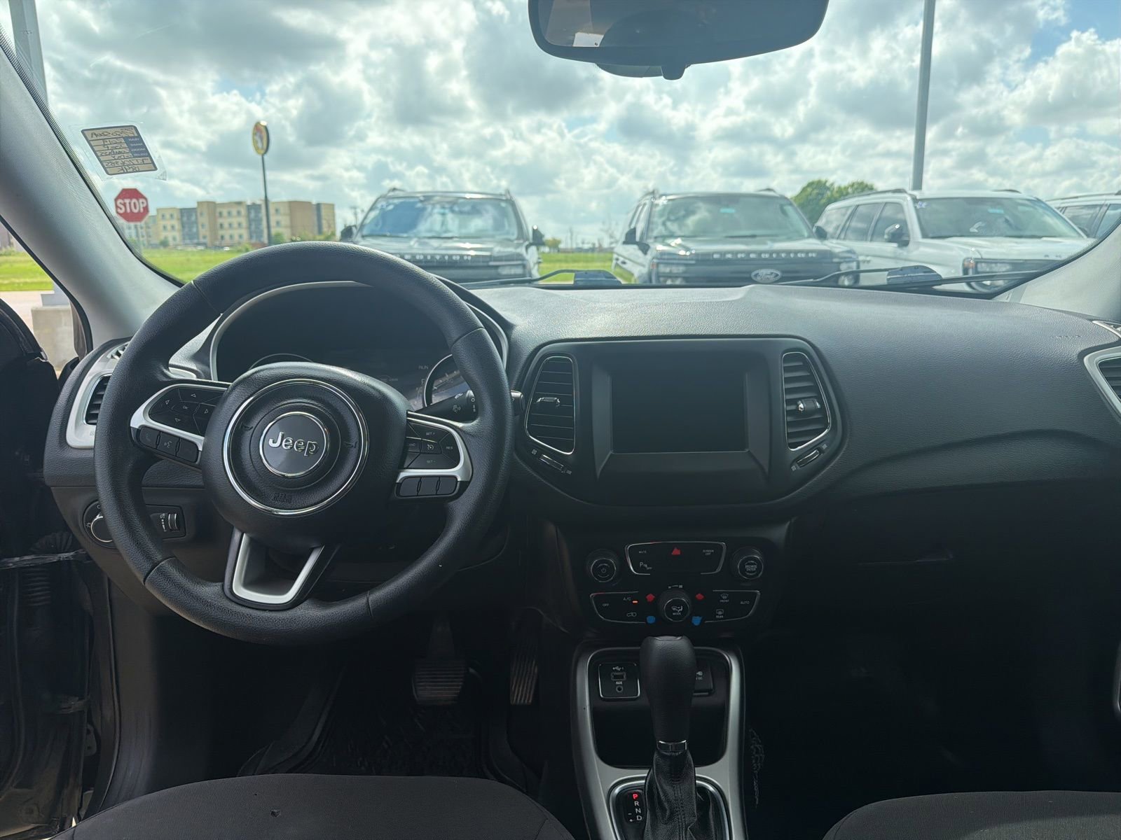 Used 2019 Jeep Compass Sport w/ Tech Group image 23