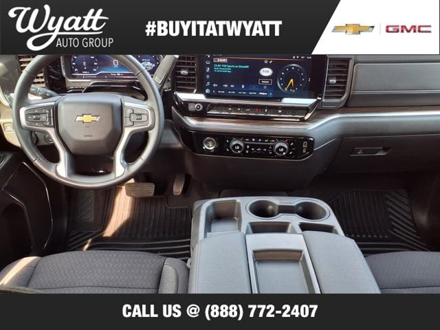 Used 2024 Chevrolet Silverado 1500 LT image 1