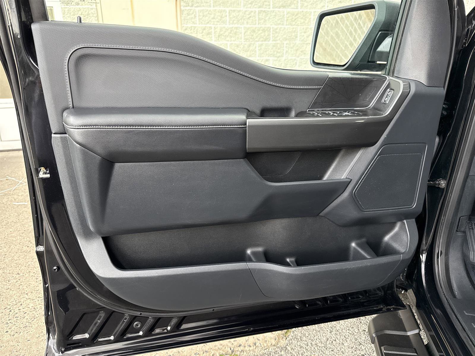 Used 2023 Ford F150 XLT w/ Equipment Group 302A High image 13