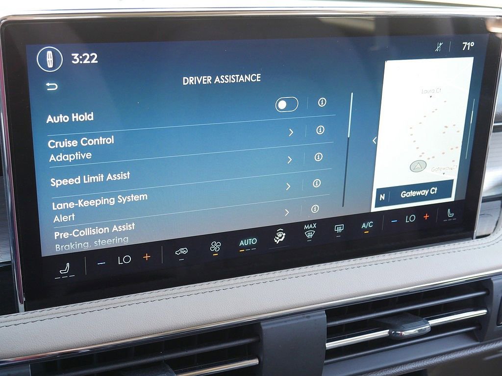 Used 2023 Lincoln Corsair AWD w/ Rear Removable Package Tray image 42