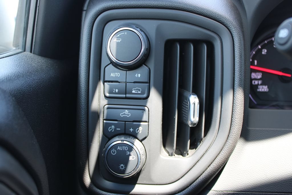 Used 2025 Chevrolet Silverado 1500 W/T w/ WT Value Package AWD/4WD image 40