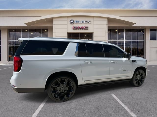 Certified 2026 GMC Yukon XL Denali w/ Denali Reserve Package AWD/4WD image 15