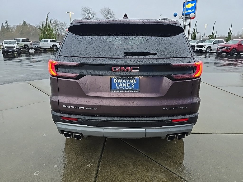 Used 2024 GMC Acadia Elevation image 5