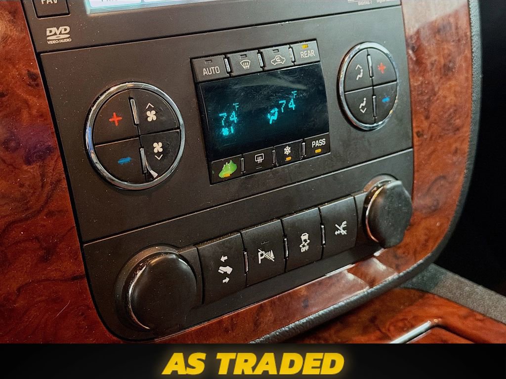 Used 2012 Chevrolet Suburban LTZ image 16