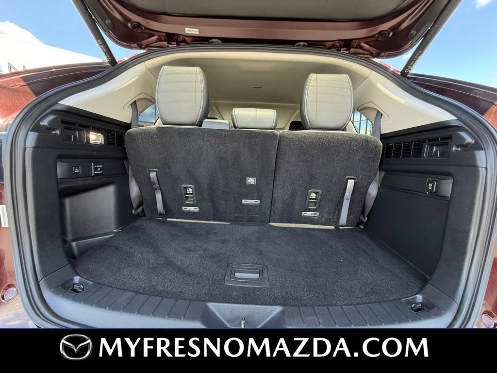 Certified 2024 MAZDA CX-90 Plug-In Hybrid w/ Premium Pkg AWD/4WD image 11