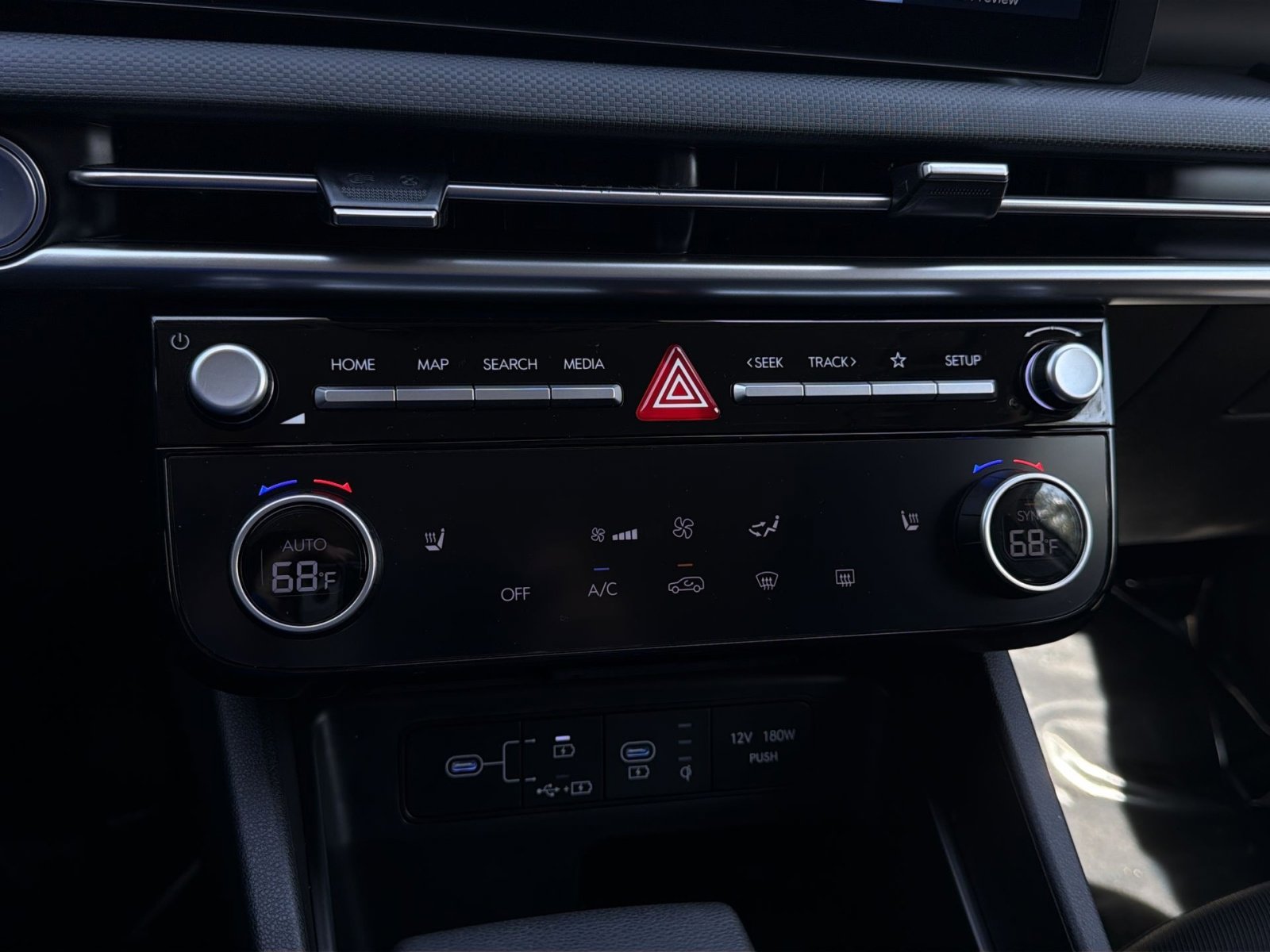 Certified 2025 Hyundai Tucson SEL FWD image 21