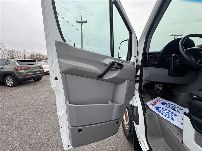 Used 2012 Mercedes-Benz Sprinter 2500 w/ Additional Battery Pkg image 33