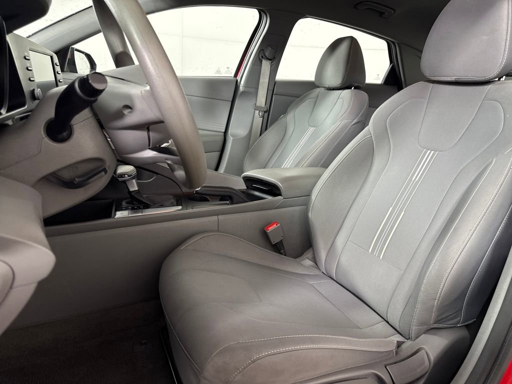 Certified 2023 Hyundai Elantra SEL image 13