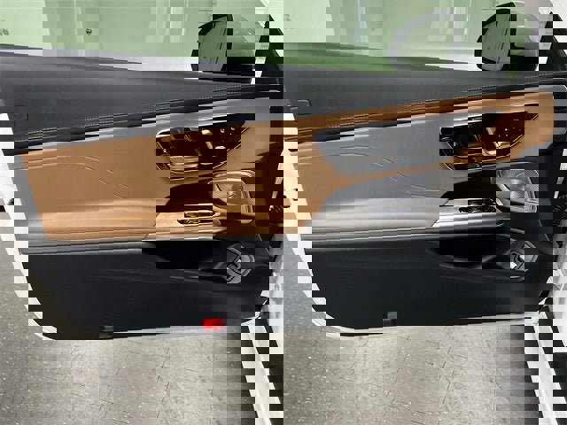 Used 2024 Mercedes-Benz CLE 300 4MATIC Cabriolet image 21