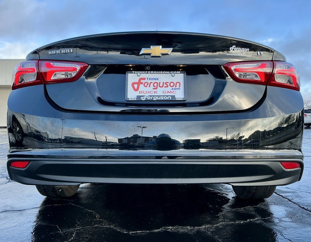 Used 2022 Chevrolet Malibu LT image 17