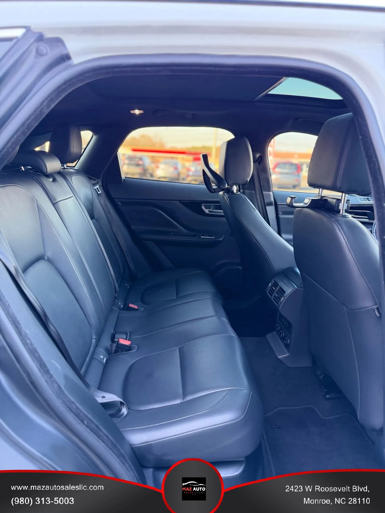 Used 2019 Jaguar F-PACE Premium image 15