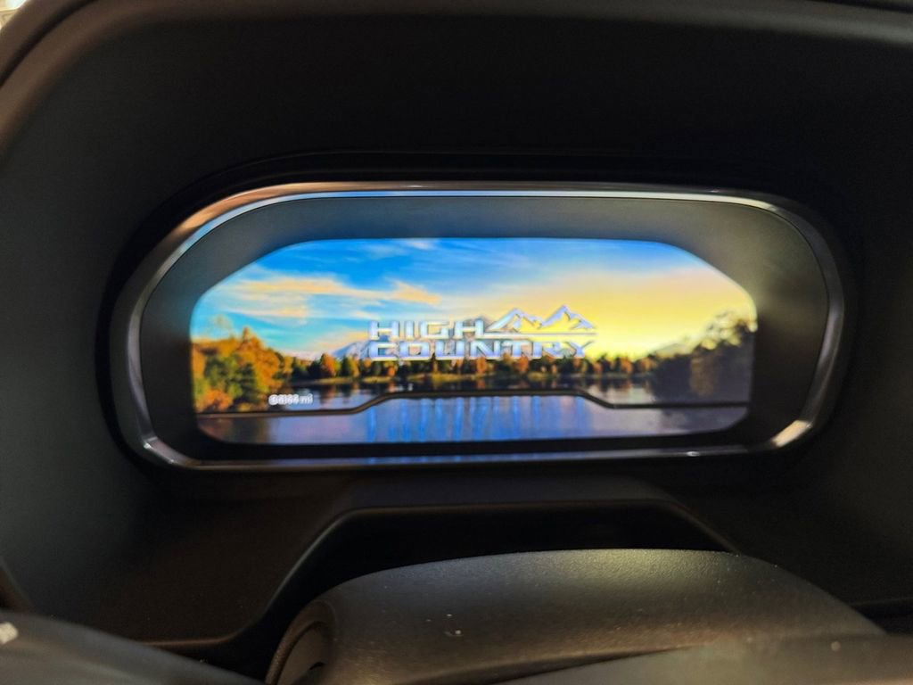 Used 2022 Chevrolet Tahoe High Country image 14