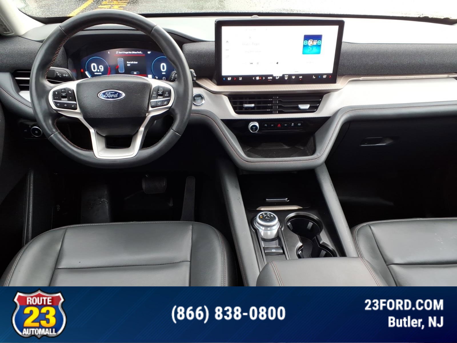 Certified 2025 Ford Explorer Active w/ Active Comfort Package AWD/4WD image 12