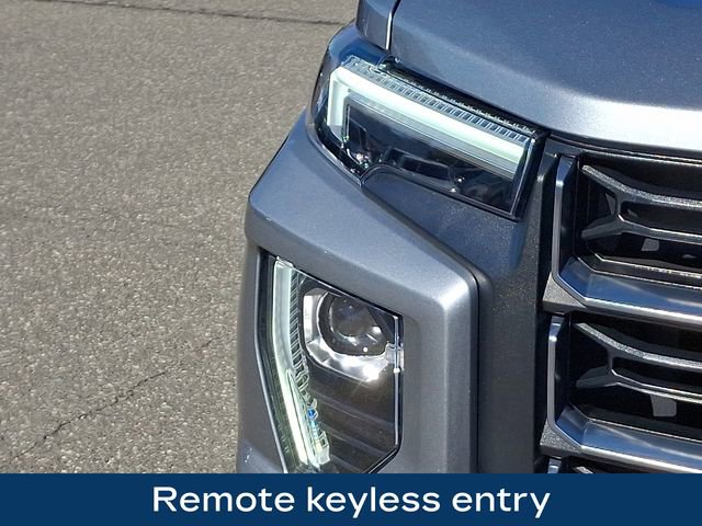 Used 2025 GMC Canyon AT4 image 11