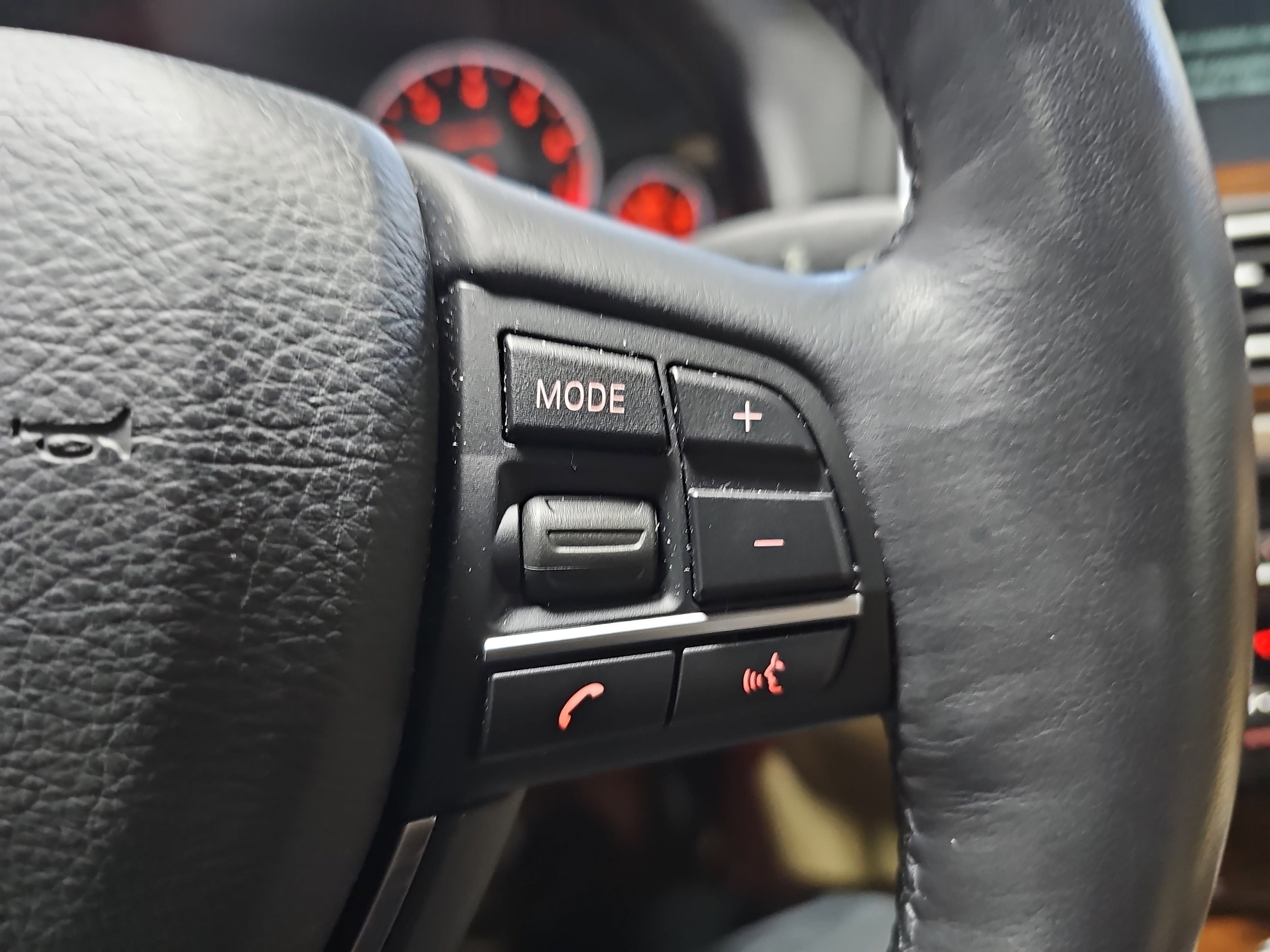 Used 2013 BMW 750Li image 18