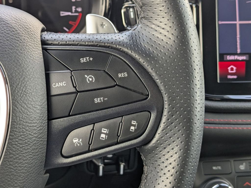 Used 2025 Dodge Durango GT image 17