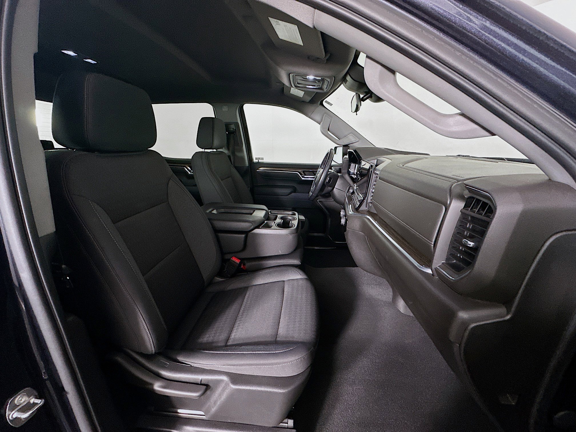 Used 2022 Chevrolet Silverado 1500 LT image 31