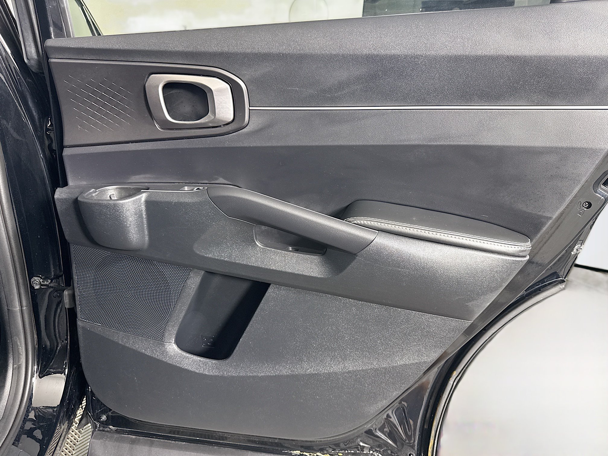 Used 2025 Kia Sorento S w/ Panoramic Sunroof Package FWD image 28