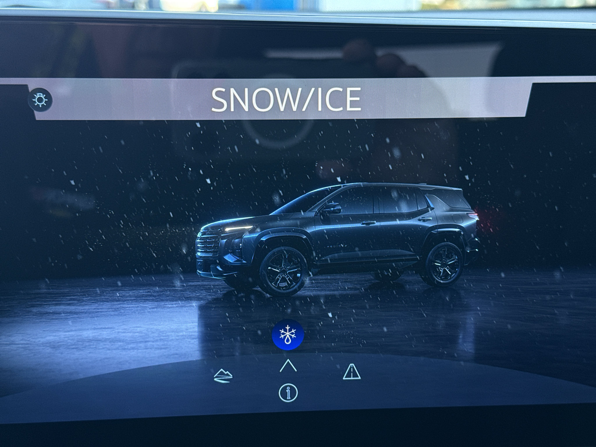 New 2027 Chevrolet Equinox RS w/ Safety and Technology Package AWD/4WD image 41