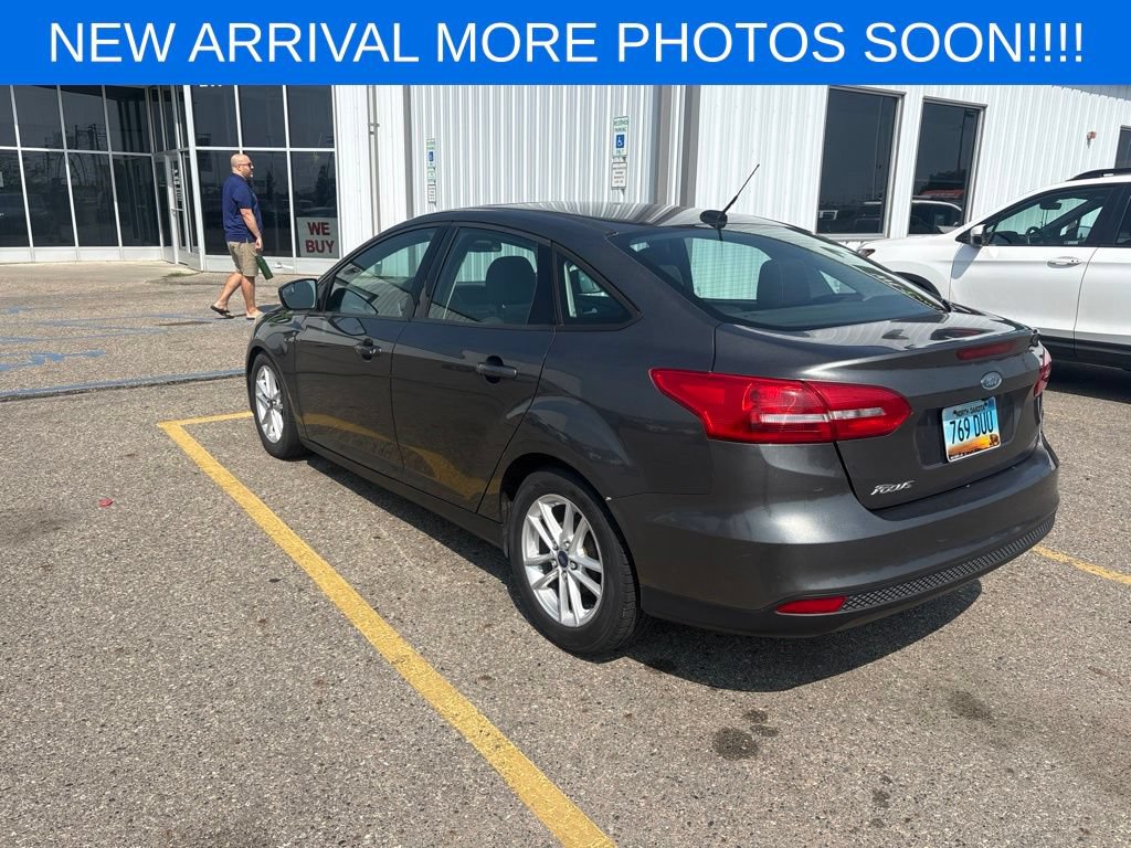 Used 2015 Ford Focus SE FWD image 5