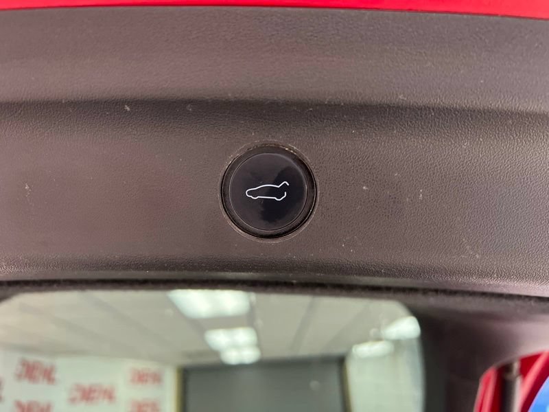 Used 2021 Tesla Model Y Long Range AWD/4WD image 9