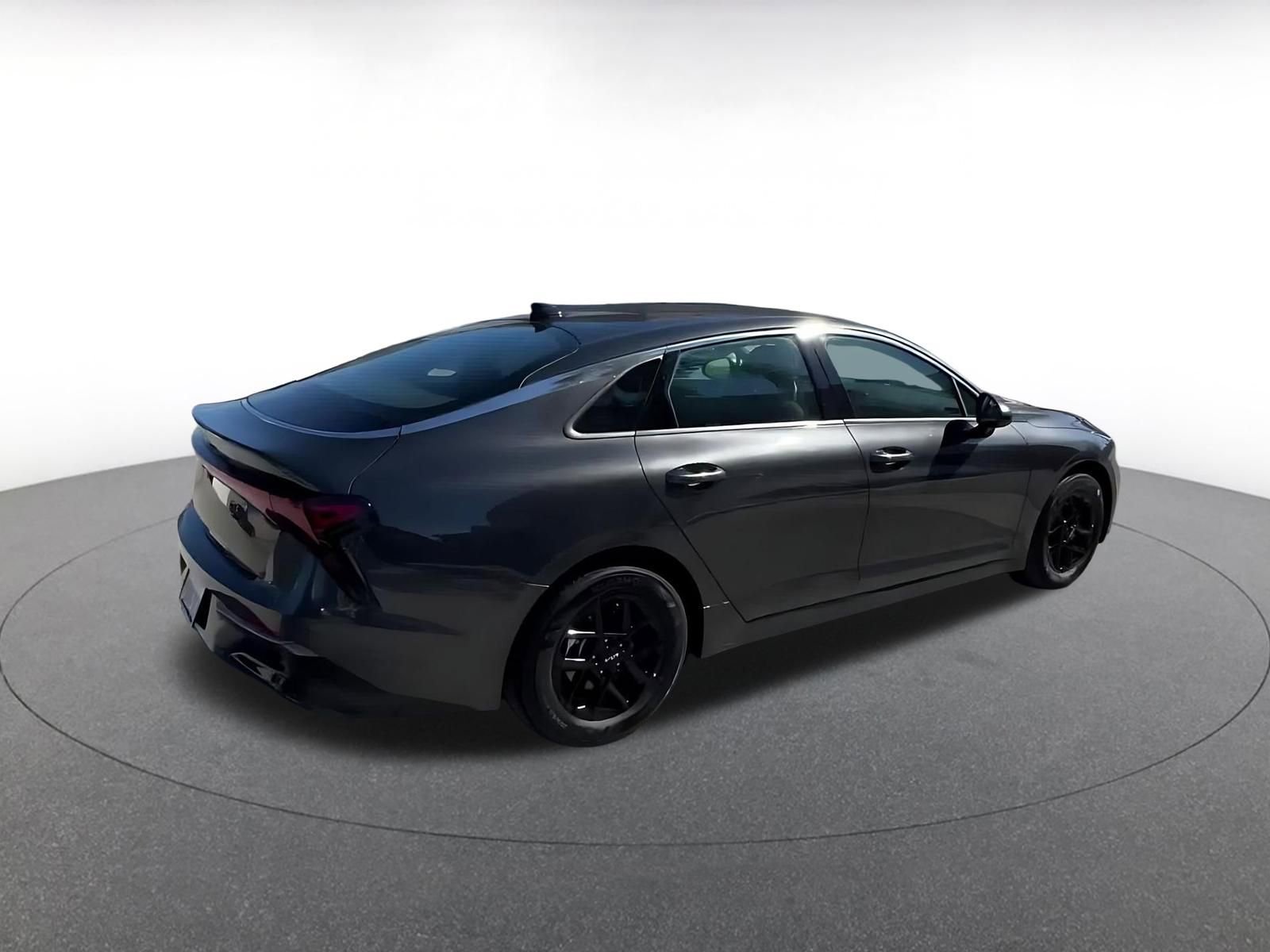 Used 2025 Kia K5 LXS image 14