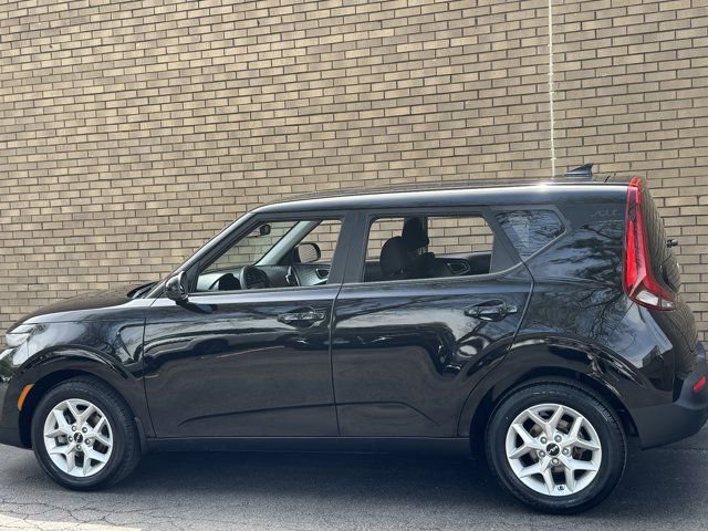 Used 2022 Kia Soul LX w/ Technology Package FWD image 19