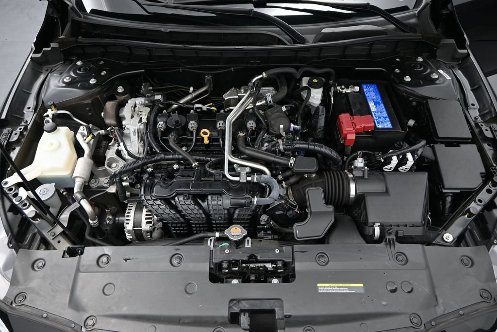Used 2024 Nissan Altima 2.5 SV FWD image 27